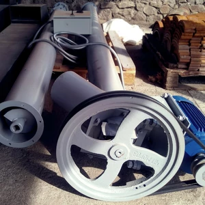 Шнекові конвеєри Шнекові конвеєри